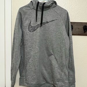 Men’s gray Nike Dri-fit pullover hoodie